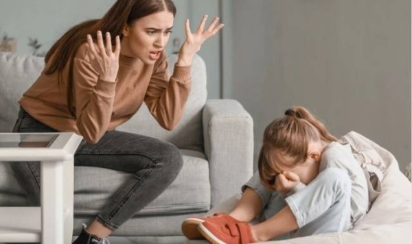 5 плохих моделей поведения родителей по отношению к детям